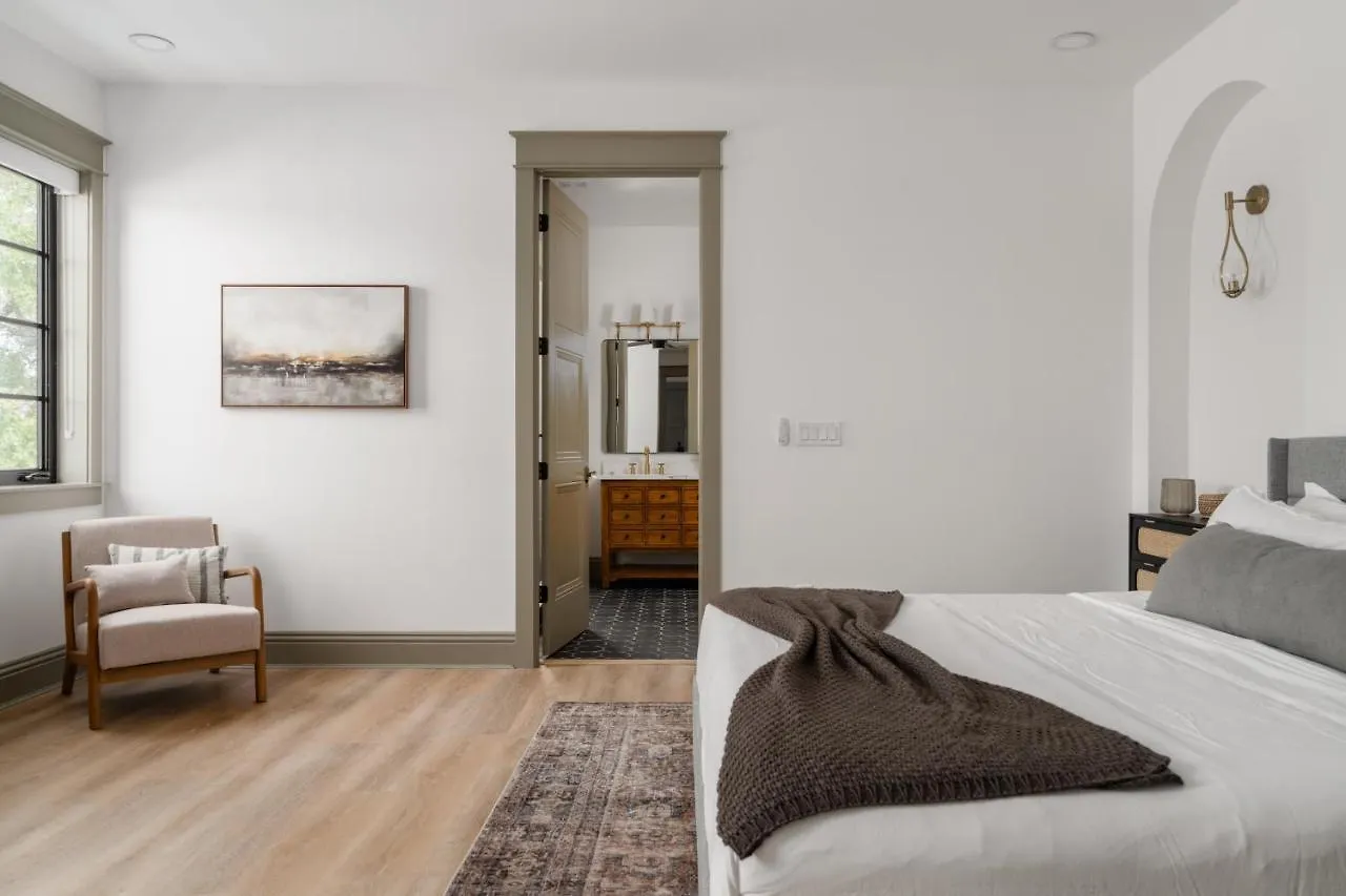 Villa Luxury Wellness Retreat With Sauna And Cold Plunge Tampa