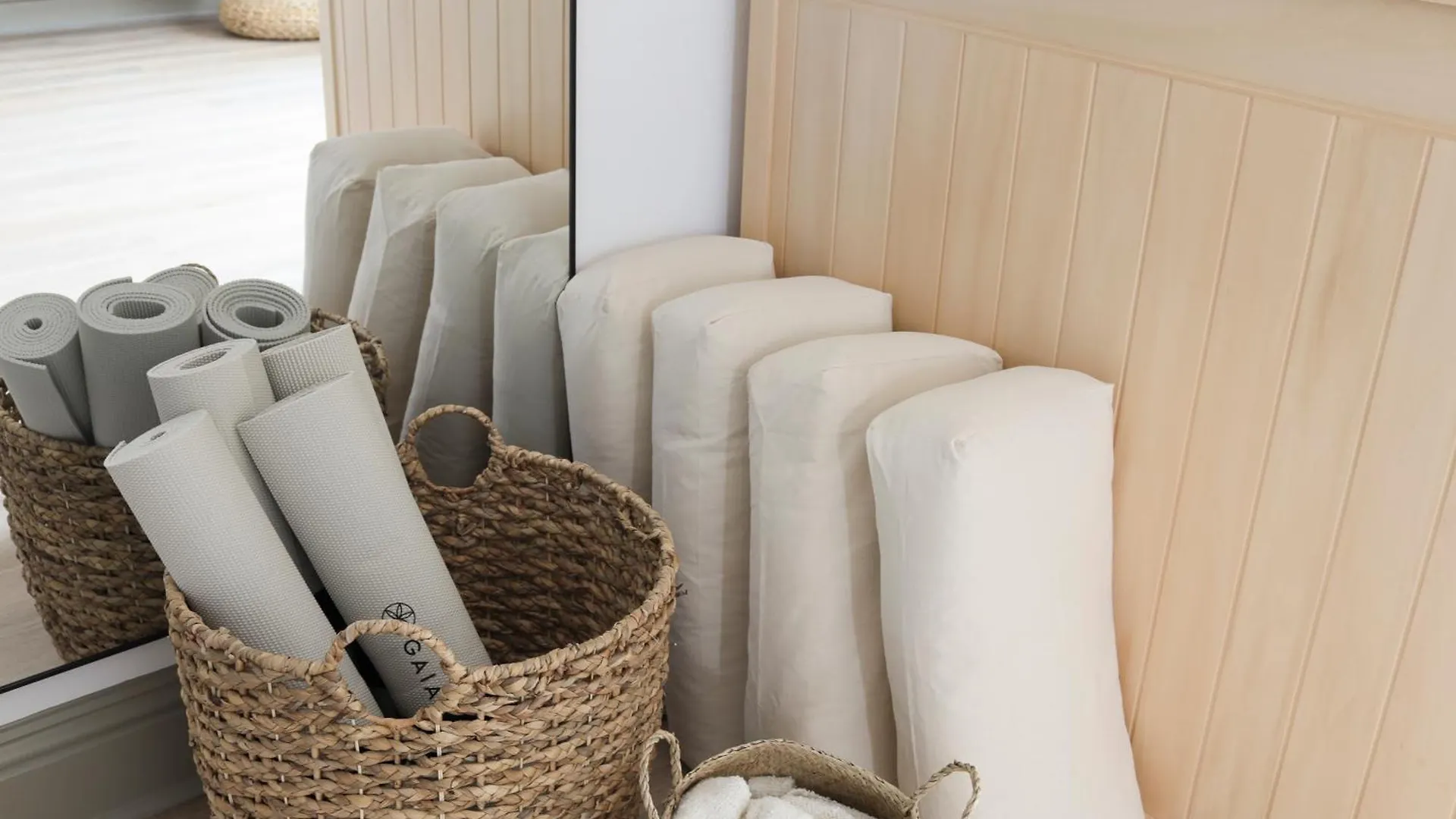 Luxury Wellness Retreat With Sauna And Cold Plunge Tampa